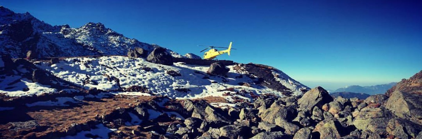 Helikopter-Tour zum Schoß der höchsten Berge